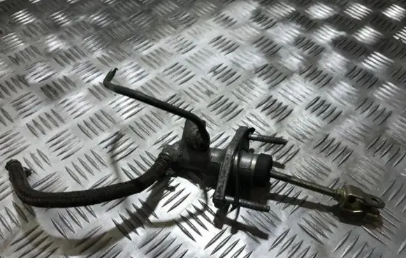 Honda Civic Clutch master cylinder