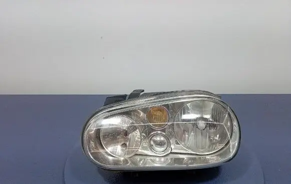 Volkswagen Golf IV Headlight/headlamp 1J1941015B