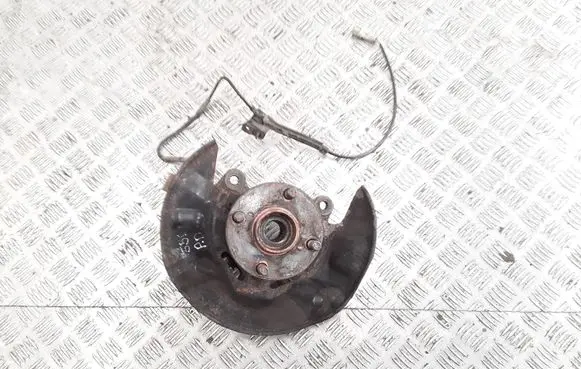 Toyota Corolla E120 E130 Front wheel hub spindle knuckle