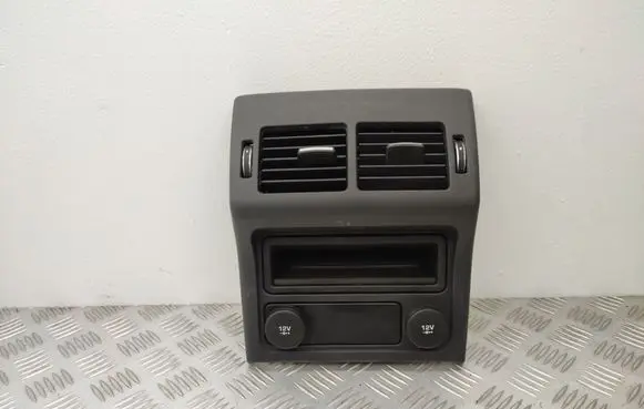 Jaguar XF X260 Rear air vent grill GX73044C82A