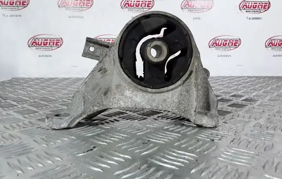 Saab 9-3 Ver2 Engine mount bracket V04686