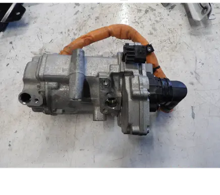 Renault Captur II Air conditioning (A/C) compressor (pump) 926002618R 0424001400