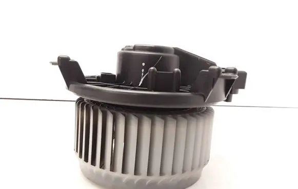 Suzuki Swift I Heater fan/blower AV272700 AV2727000301