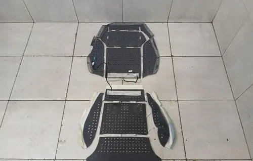 Mercedes-Benz GL X166 Rear seat light A1669067202