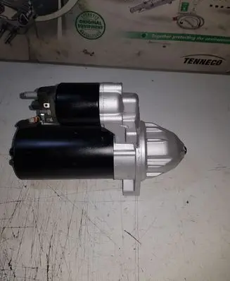 Mercedes-Benz C W203 Starter motor 000115047 A0061512501