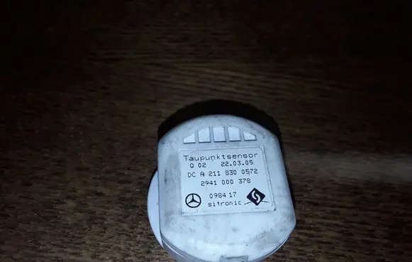 Mercedes-Benz E W211 Interior temperature sensor A2118300572 2941000378