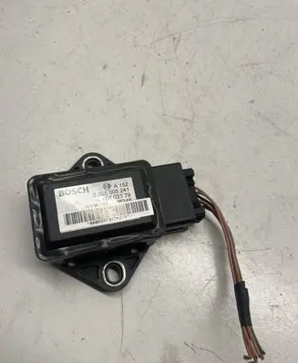 Iveco Daily 3rd gen ESP acceleration yaw rate sensor 0265005241