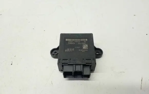 Ford Fusion II Door control unit/module DG9T14B534BD