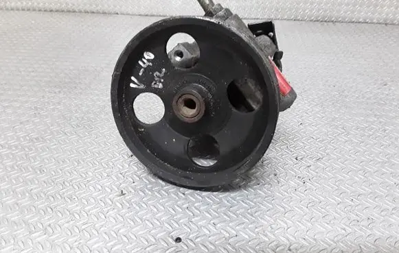 Volvo S40, V40 Power steering pump 8200071050 26083376RV