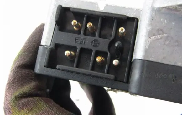 Mercedes-Benz S W126 Airbag control unit/module 0285001050