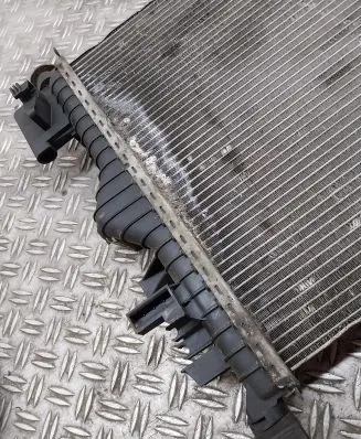 Opel Insignia A Coolant radiator