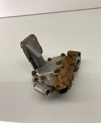 Toyota RAV 4 (XA20) Oil pump 