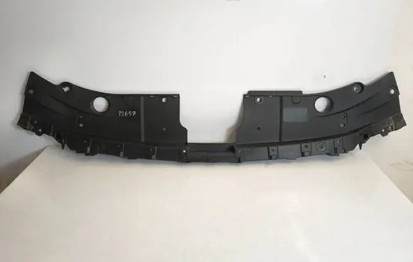 Mazda CX-5 II Engine bonnet/hood lock trim molding kb8a50717