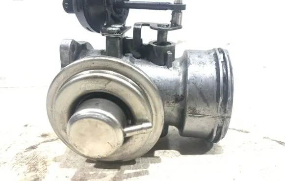 Audi A3 S3 8L Throttle body valve 038129637l