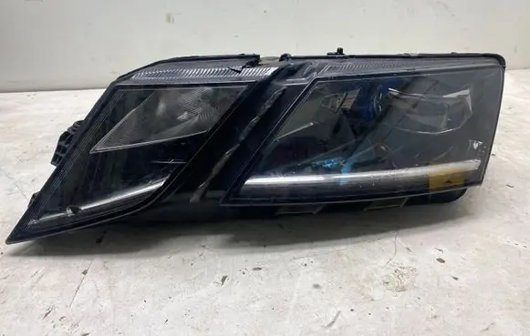 Skoda Octavia Mk3 (5E) Headlight/headlamp 5E1941015D