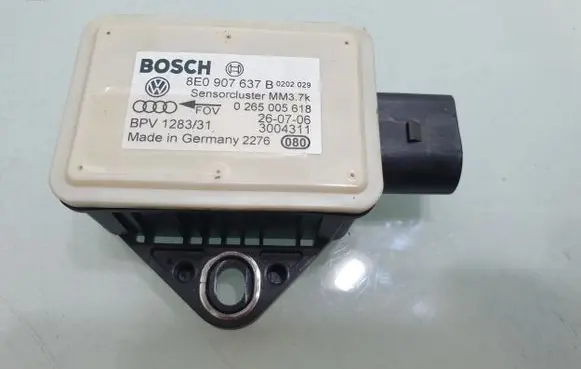Audi A6 S6 C6 4F ESP acceleration yaw rate sensor 8E0907637B 0265005618