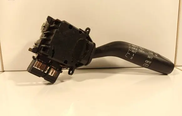 Mazda 626 Wiper control stalk 17B122