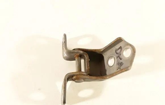Mazda 3 I Front door lower hinge 