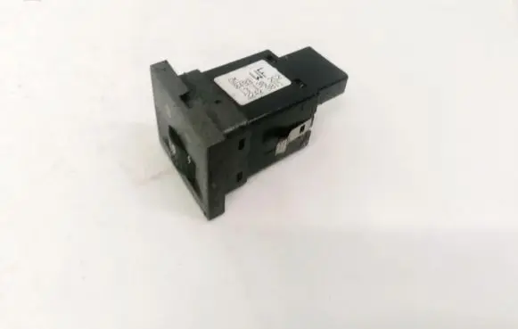 Opel Vectra C Seat heating switch 13138252 32429811