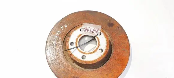 Volvo C30 Front brake disc ventiliuojamas
