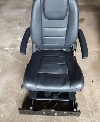 Chrysler Grand Voyager V Second row seats 9132027A1 9131927A1