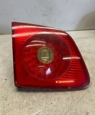 Volkswagen Phaeton Tailgate rear/tail lights 333621L