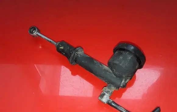 Iveco Daily 35 - 40.10 Clutch master cylinder L051V00G3502