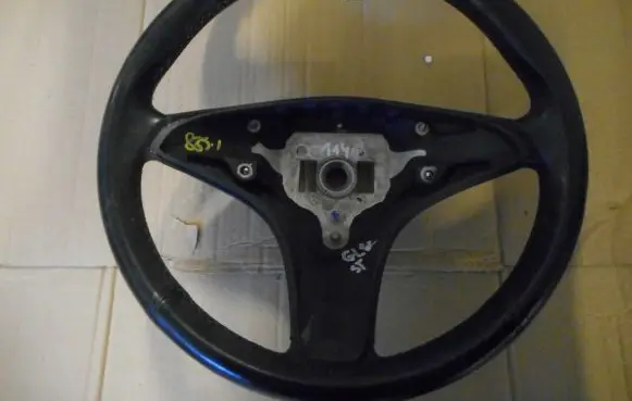 Mercedes-Benz GLK (X204) Steering wheel