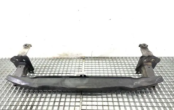 Volkswagen Touareg I Front bumper support beam 7L0807109