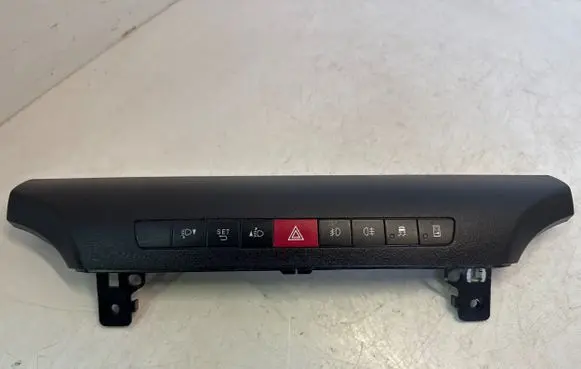 Iveco Daily 6th gen Panel trim 5801586544