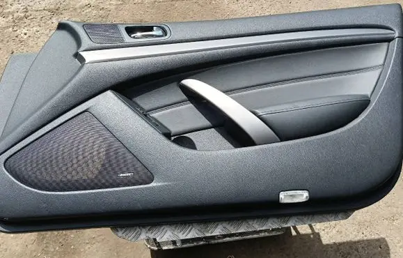 Infiniti G37 Front door card panel trim 809001NG3B