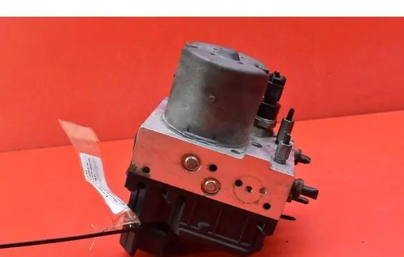 Toyota Avensis Verso ABS Pump 44540-05050