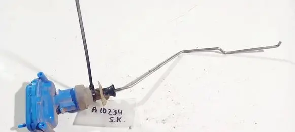 Audi 80 90 S2 B4 Central locking vacuum pump 893862153d