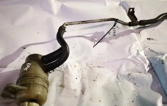 Brake fluid reservoir