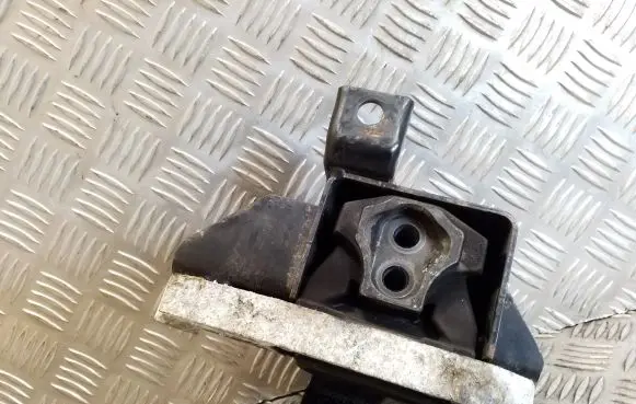 KIA Sportage Engine mount bracket 21834D9100