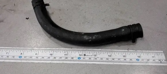 Opel Vectra B Breather/breather pipe/hose 90412281 0020555