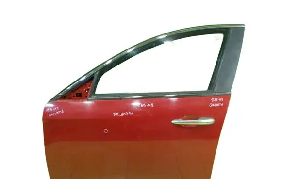 Alfa Romeo Giulietta Front door PRZOD LEWE