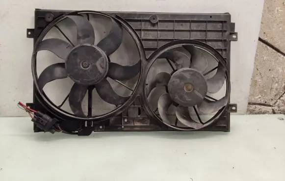 Electric radiator cooling fan