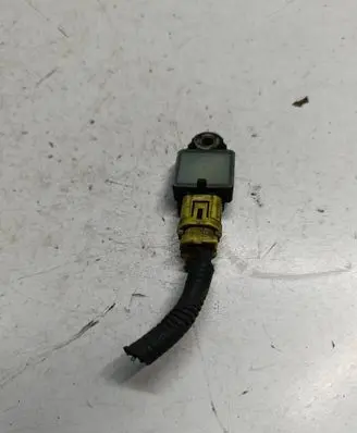 Hyundai i30 Airbag deployment crash/impact sensor 959200A100S2 959200A100
