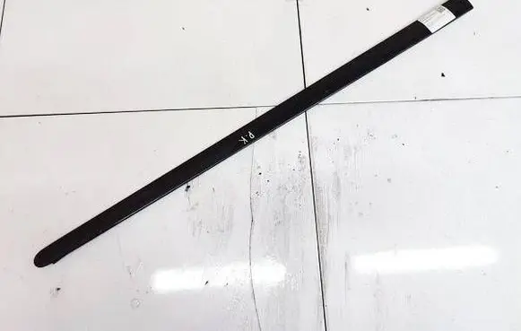 Volkswagen Golf Plus Front door trim (molding) 