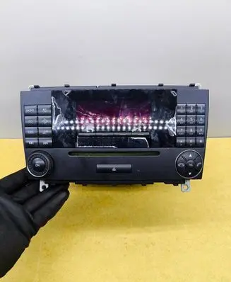 Mercedes-Benz CLK A209 C209 Radio/CD/DVD/GPS head unit A2098206589 MF2740 6250KHZ