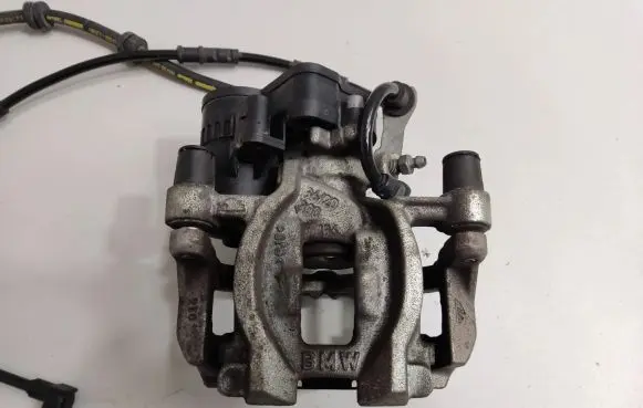 BMW X2 F39 Rear brake caliper 6883034 6860398
