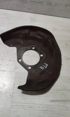 Nissan Qashqai Rear brake disc plate dust cover 
