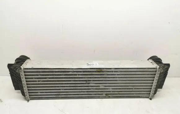 BMW 5 GT F07 Intercooler radiator 7577115 R7371002