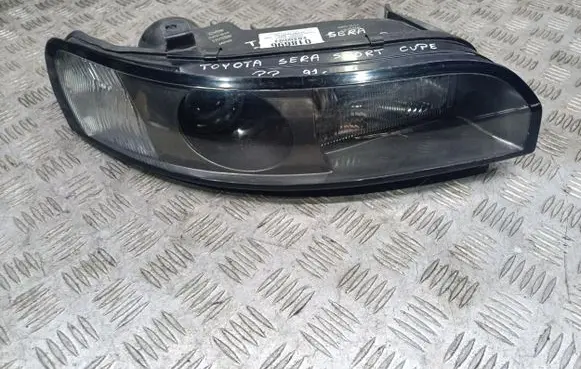 Toyota Avensis T250 Headlight/headlamp