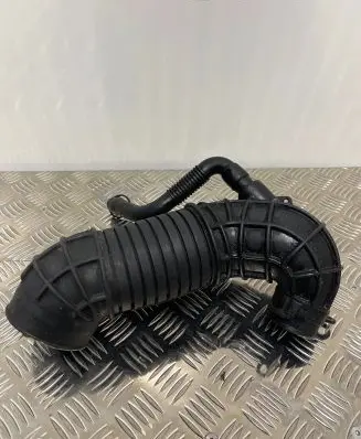 Audi A4 S4 B7 8E 8H Intercooler hose/pipe 8E0129615J