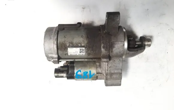 Audi A5 8T 8F Starter motor 06H911024B