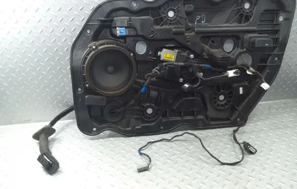 KIA Ceed Front door window regulator with motor 82460A2010 9123100100