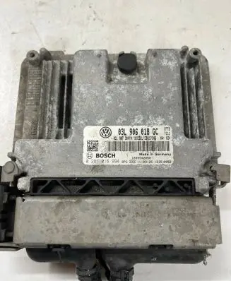 Volkswagen PASSAT B7 Engine control unit/module 03L906018GC 0281016994