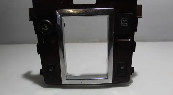Suzuki Grand Vitara II Seat heating switch